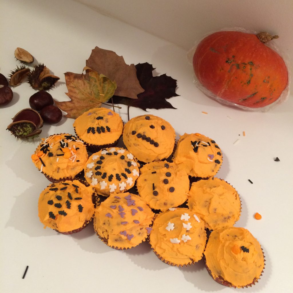 muffins au potimarron avec des décors d'Halloween